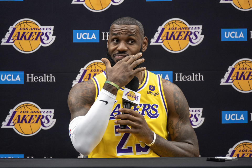 LeBron James正式成為NBA 2023-24球季最老球員。（Photo by Hans Gutknecht/MediaNews Group/Los Angeles Daily News via Getty Images）