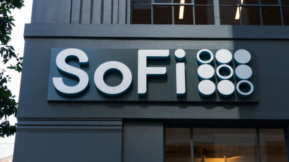 What's Going On With SoFi Technologies Stock Monday?
