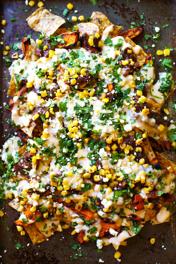 <strong>Get the <a href="http://pinchofyum.com/healthy-grilled-sweet-potato-nachos" target="_blank">Healthy Grilled Sweet Potato Nachos recipe</a> from Pinch of Yum</strong>