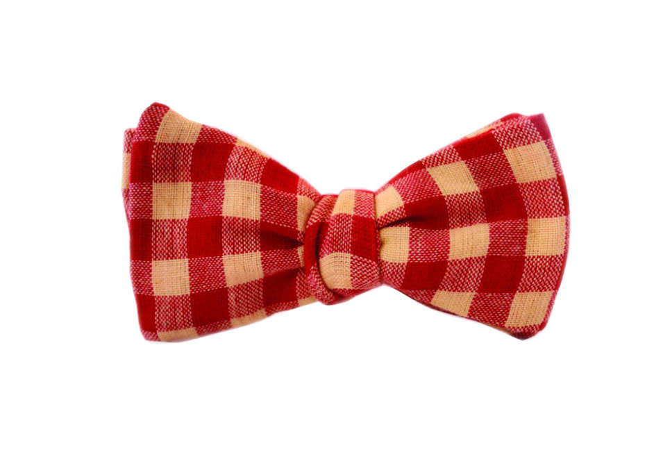 The ZB Savory Bowtie Co. Black Friday: Save 30% on their most famous Kriss Kringle Bowtie and pocket square with code “BLACK” When: 11/27 Where: Online