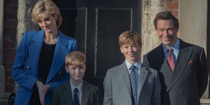 Elizabeth Debicki, Will Powell, Senan West and Dominic West in The Crown