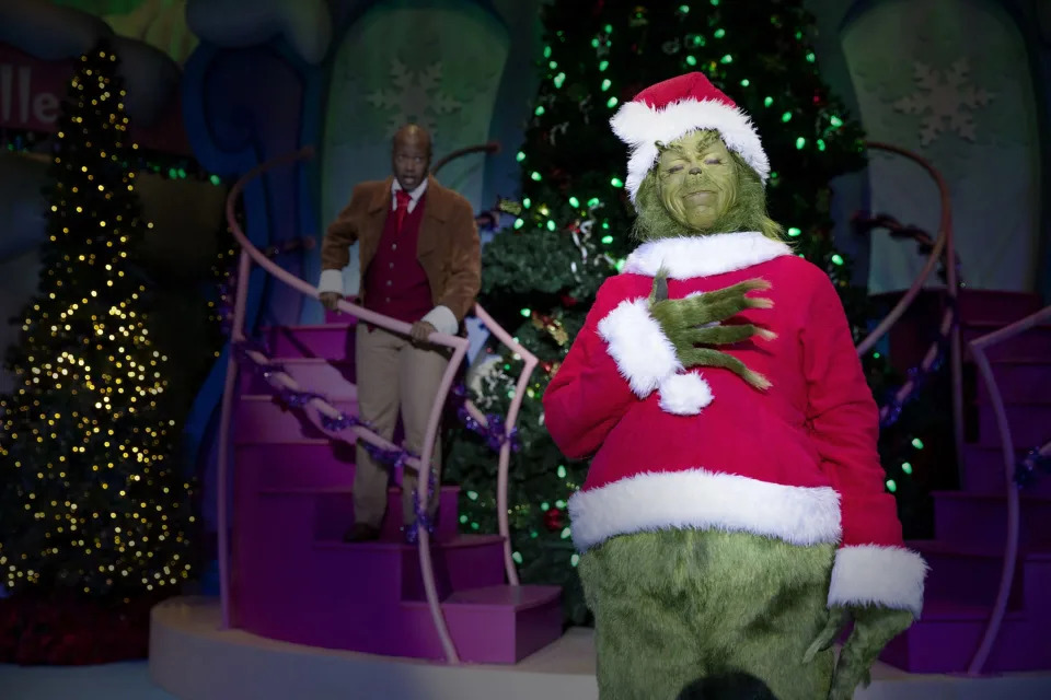 Harry Potter and the Grinch will join Christmas at Universal Orlando parks