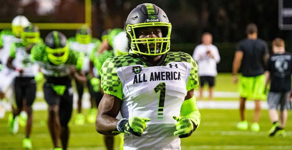 Highlights, 2 standouts and 4 from the 2023 Armour All-America