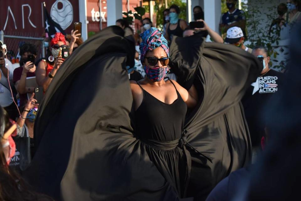 A woman at the vigil in Loiza dances bomba on June 1. Courtesy of Revista Étnica