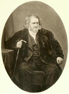 <span class="caption">James Young Simpson (1811-1870), profesor de la Universidad de Edimburgo y responsable del empleó del cloroformo, por primera vez, en obstetricia y en cirugía ginecológica.</span> <span class="attribution"><span class="license">Author provided</span></span>