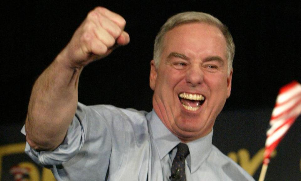 ‘Howard Dean tanked his 2004 bid to become Democratic nominee by yelling in a slightly weird way.’