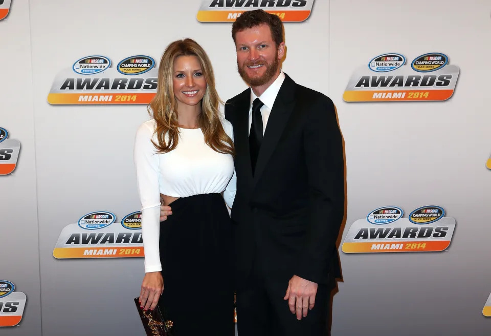 Inspiredlovers 6f365e0d7c134f487f2abd83c3bbb479 She is part of one of the royal families: New secret about Amy Earnhardt, wife of NASCAR legend Dale Earnhardt Jr Exposed Sports  NASCAR News Dale Earnhardt Jr. 
