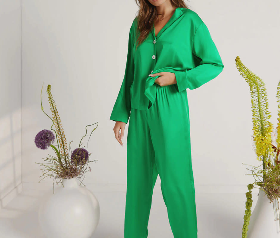 <p>Looking for foolproof Christmas gift ideas for her? Try luxe pajamas. I always reach for Lunya’s loungewear at home, and next on my list is the signature <a href="https://clicks.trx-hub.com/xid/arena_0b263_mensjournal?q=https%3A%2F%2Fgo.skimresources.com%3Fid%3D106246X1712071%26xs%3D1%26xcust%3DMj-christmas-gifts-her-gf-wife-kgilbert-102523%26url%3Dhttps%3A%2F%2Flunya.co%2Fproducts%2Fwomens-washable-silk-long-sleeve-pant-set-immersed-black&event_type=click&p=https%3A%2F%2Fwww.mensjournal.com%2Fgear%2Fgifts-for-her%3Fpartner%3Dyahoo&author=Brittany%20Smith&item_id=ci02ccb0ac0000268f&page_type=Article%20Page&partner=yahoo&section=Gear&site_id=cs02b334a3f0002583" rel="nofollow noopener" target="_blank" data-ylk="slk:Lunya Washable Silk Long Sleeve Pant Set;elm:context_link;itc:0;sec:content-canvas" class="link ">Lunya Washable Silk Long Sleeve Pant Set</a>. They look expensive, but they’re also high-performing: They thermoregulate to help her maintain a comfy body temp. This limited-edition shade of green is perfect for Christmas morning.</p>