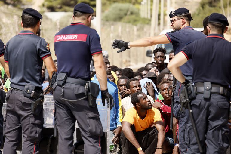 Preocupa la migración en Italia: “El futuro de Europa se juega aquí”, dicen las autoridades locales y piden ayuda