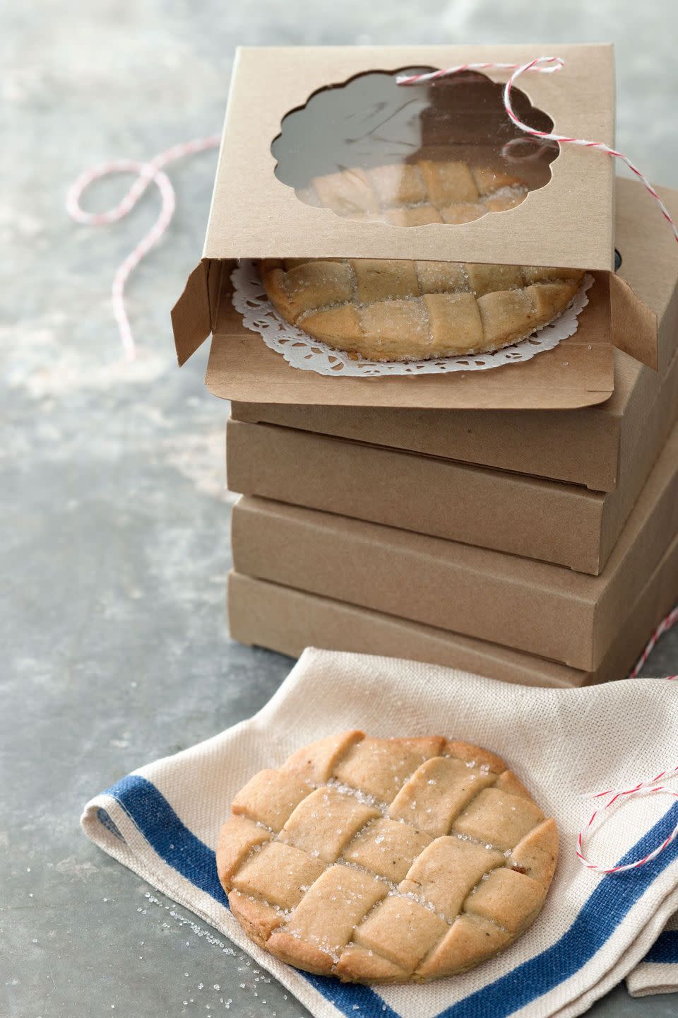 Cinnamon-Sugar Lattice Cookies