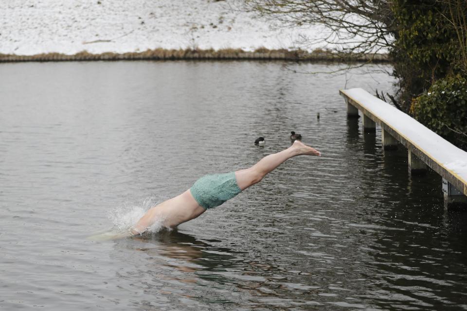 A swimmer braving the cold in the Hampstead Ponds (AFP/Getty Images)