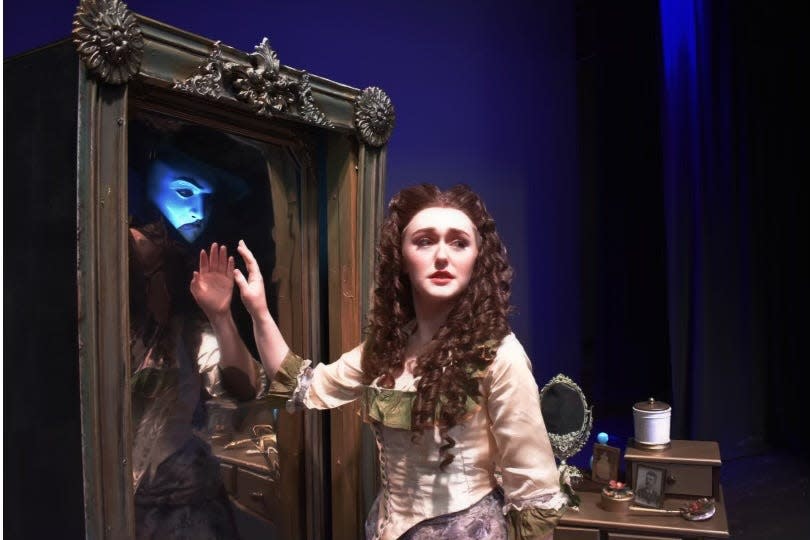 Savannah Children's Theatre brings "Phantom of the Opera" to Savannah for the first time.
