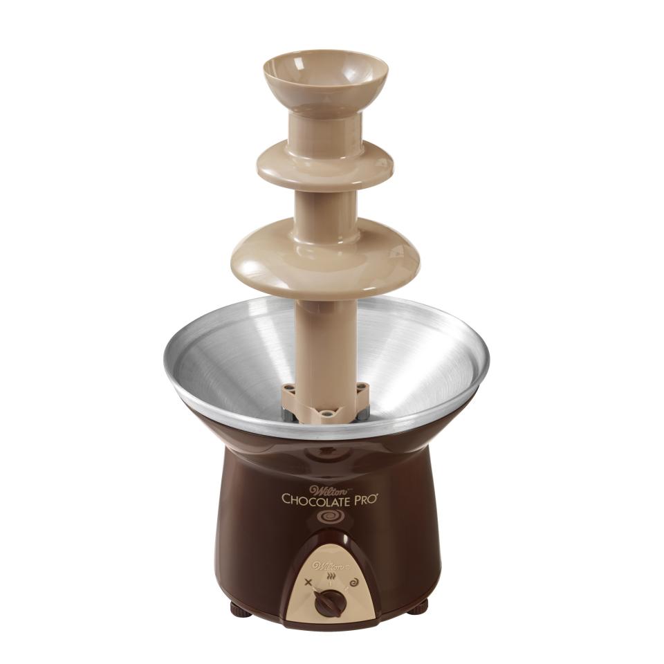 7) Wilton Chocolate Pro Chocolate Fondue Fountain