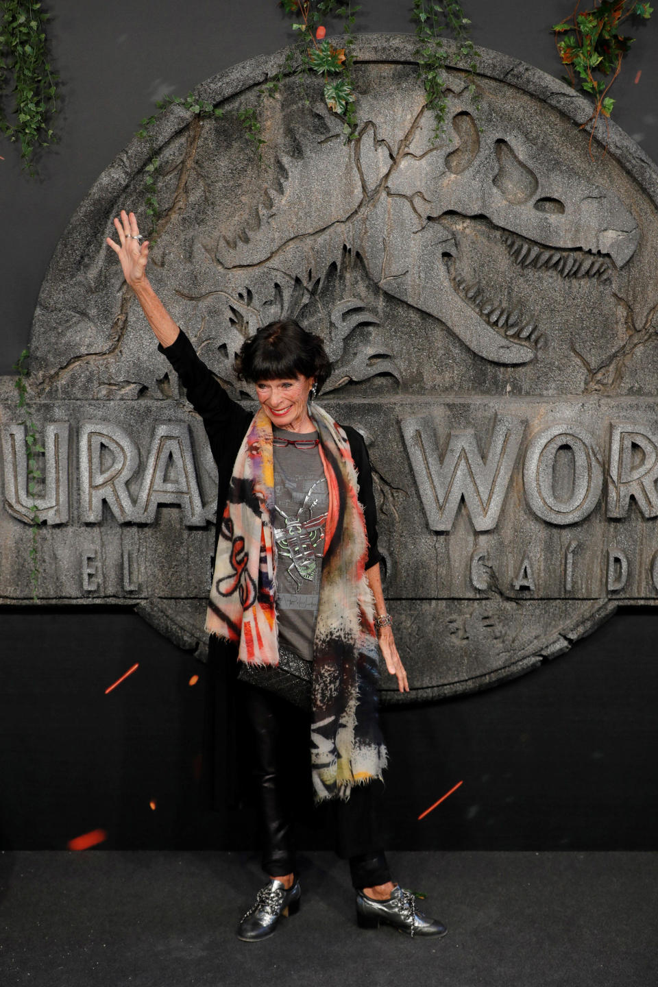 <p>Geraldine Chaplin, que forma parte del reparto de ‘Jurassic World: Fallen Kingdom’, eligió un estilismo tan informal como desafortunado. Sí, es la hija del icónico actor. (Foto: EFE). </p>