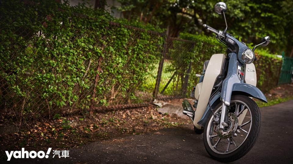 在2021年試駕Honda Super Cub C125！體驗潮感十足的歷史活文物！