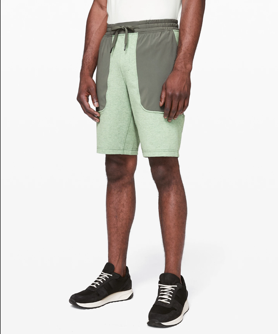 1) 11-Inch City Commute Shorts