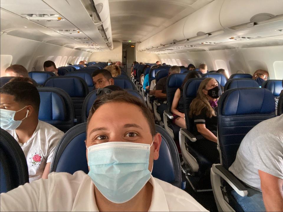 Flying on United Airlines during pandemic