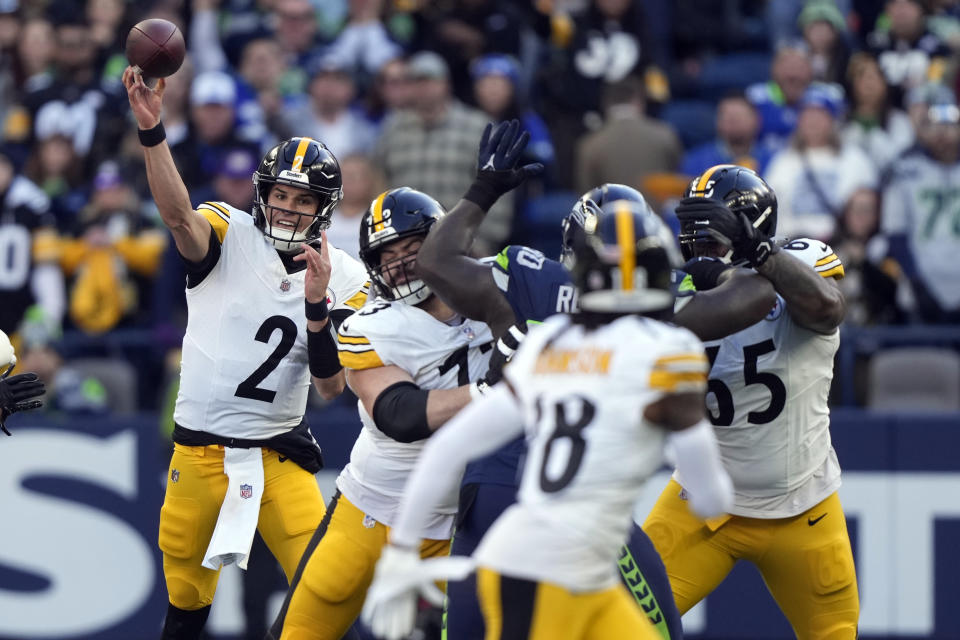 Pittsburgh Steelers quarterback Mason Rudolph (2) passes against the Seattle Seahawks in the first half of an NFL football game Sunday, Dec. 31, 2023, in Seattle. (AP Photo/Stephen Brashear)