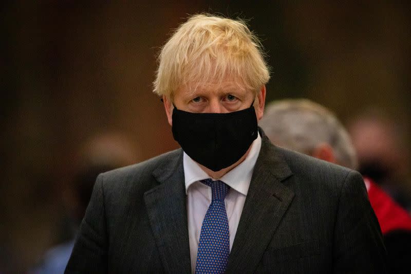 El primer ministro de Reino Unido Boris Johnson asiste a la conmemoración del 80º aniversario de la Batalla de Reino Unido en la Abadía de Westminster en Londres, Reino Unido, el 20 de septiembre de 2020