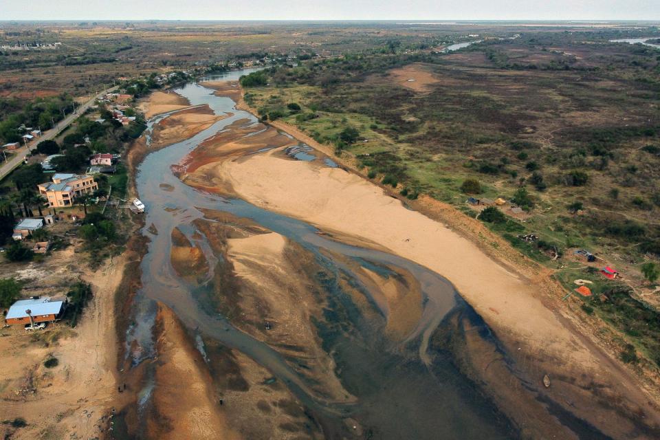 El río Paraná se seca ante el desconcierto de los científicos