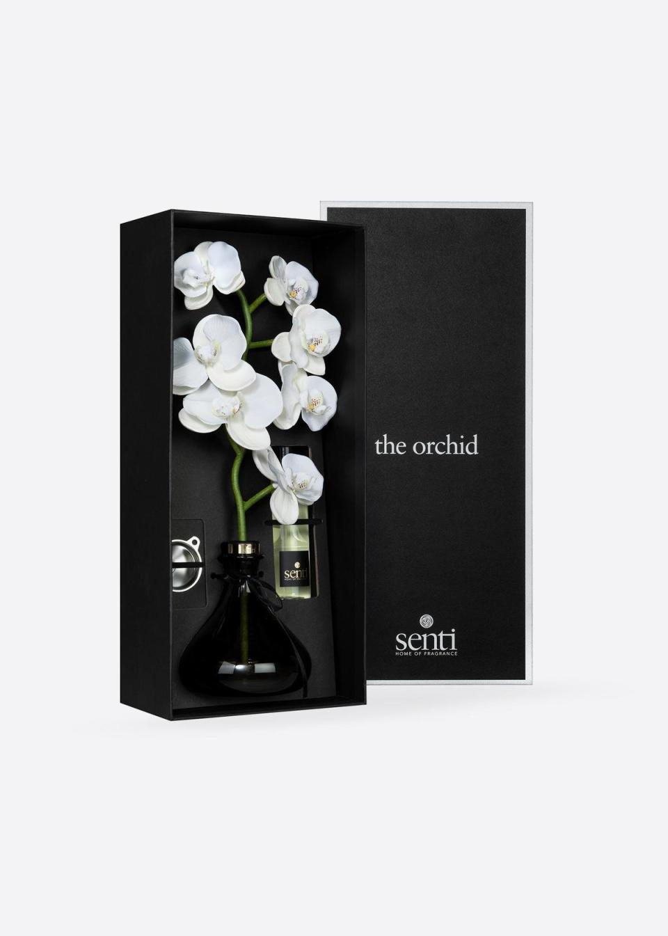 SENTI The Orchid蘭花擴香組。250ml / NT$8,800（THE SPAACE提供）