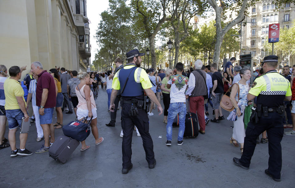 Atentado terrorista en las Ramblas de Barcelona: las imágenes del ataque