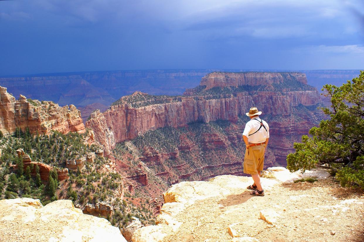 two senior tourists in Grand Canyon National Park