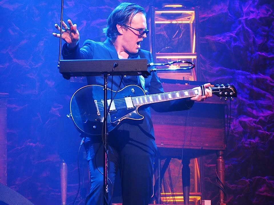 <b>Photo: Joe Bonamassa/<a href="https://www.facebook.com/JoeBonamassa/photos/a.116622639658/10157531467789659/?type=3&theater" rel="nofollow noopener" target="_blank" data-ylk="slk:Facebook;elm:context_link;itc:0;sec:content-canvas" class="link ">Facebook</a></b>