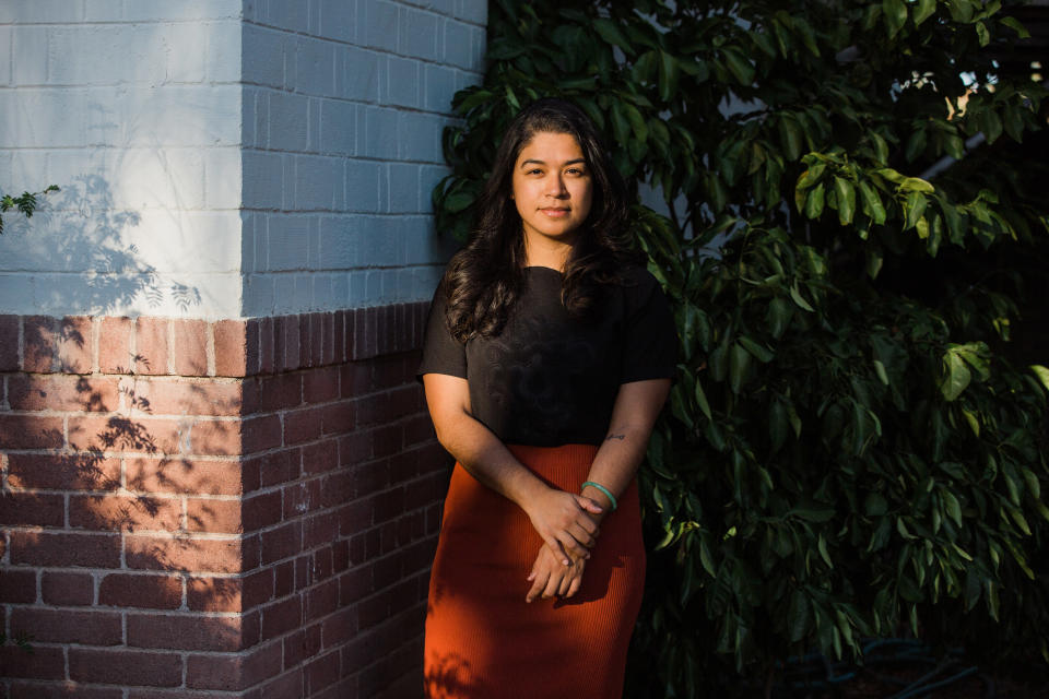 Máxima Guerrero, organizadora comunitaria en el Movimiento de Derechos Humanos Puente, cerca de su casa en Phoenix, el 17 de junio de 2020. (Caitlin O'Hara/The New York Times)