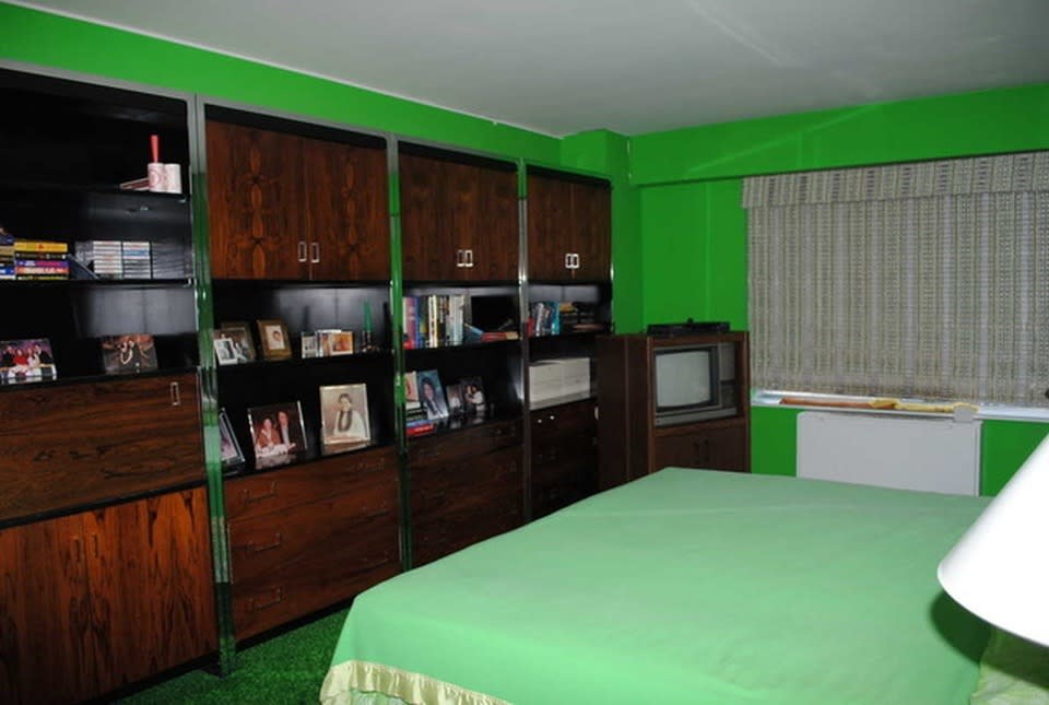 Groovy Apartment Stuck in the 1970s Hits the Market for $158K