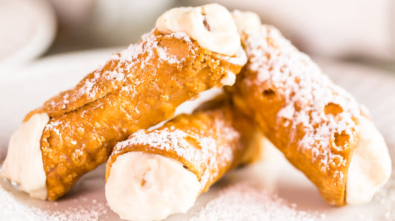 Cannoli on plate