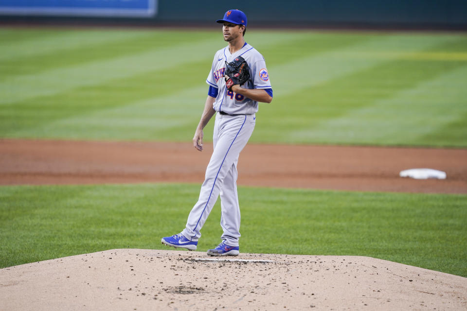 New York Mets starting pitcher Jacob deGrom prepares to throw during the first inning of a baseball game against the Washington Nationals at Nationals Park, Tuesday, Aug. 2, 2022, in Washington. (AP Photo/Alex Brandon)