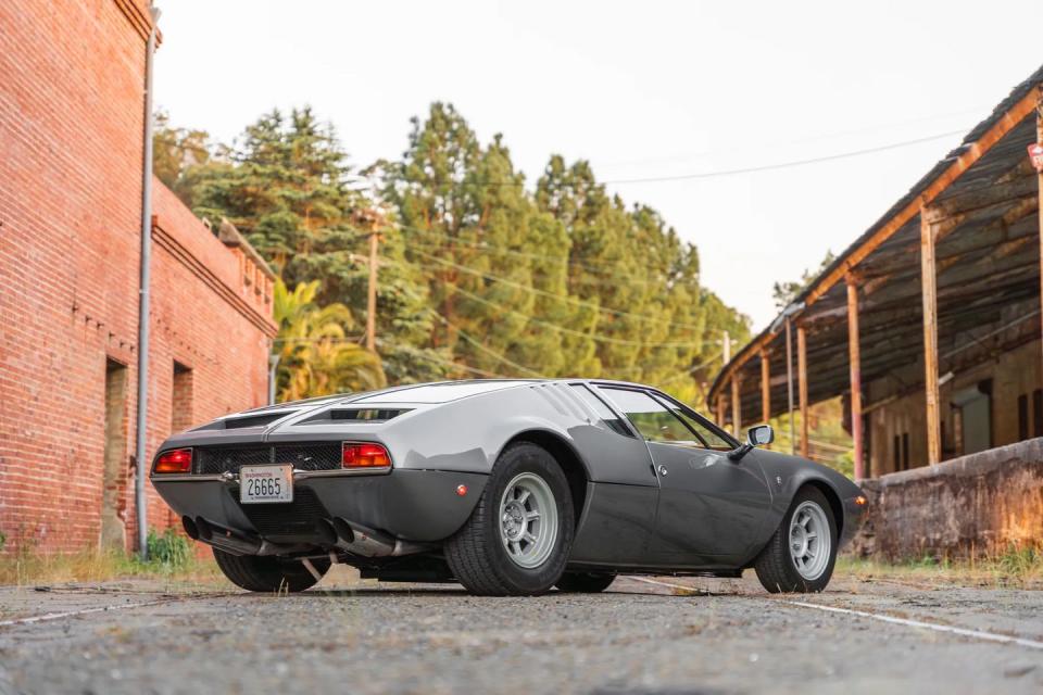 1969 detomaso mangusta rear