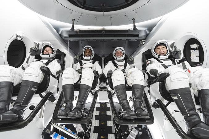 The Crew-1 astronauts in a SpaceX simulator (left to right): Shannon Walker, Victor Glover, Michael Hopkins and Soichi Noguchi. / Credit: SpaceX