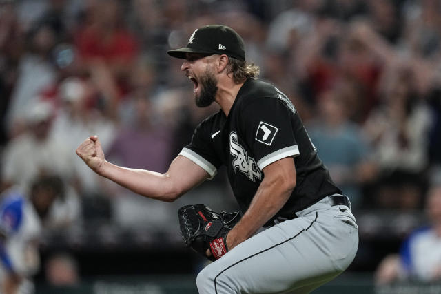 Burger gets game-winning hit as White Sox beat Cubs 5-4