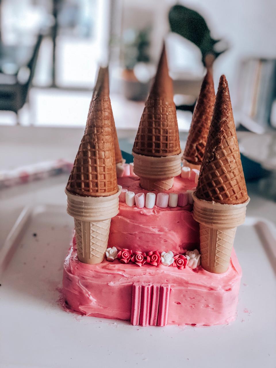 This incredible cake cost just $20 to make. Photo: Supplied/Olivia White