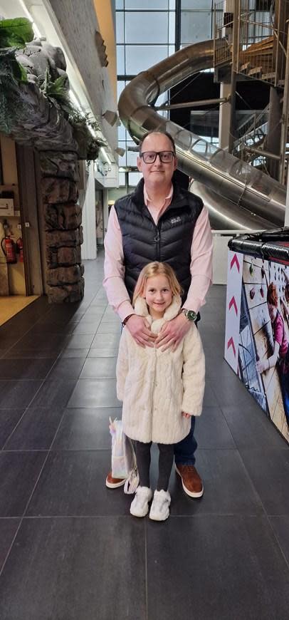 Glasgow Times: Paul mit seiner Tochter Eden 