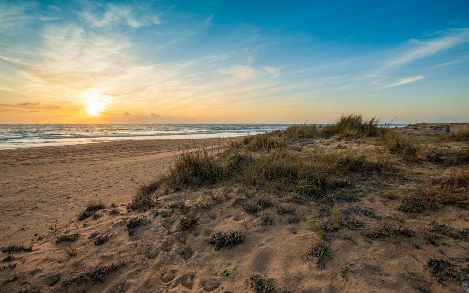 Playa Mangueta, Costa de la Luz - John Weller