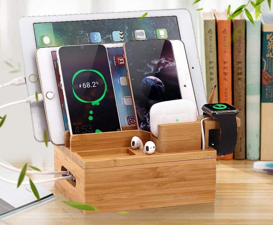 Bamboo-Charging-Station