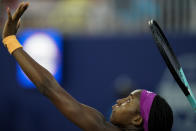 Coco Gauff, of the United States, tosses the wldball for a serve to Naomi Osaka, of Japan, at the Mubadala Silicon Valley Classic tennis tournament in San Jose, Calif., Thursday, Aug. 4, 2022. (AP Photo/Godofredo A. Vásquez)