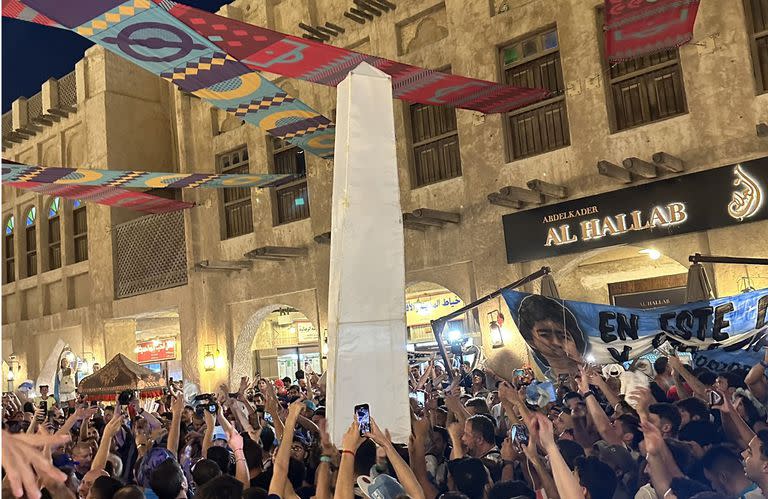El Obelisco es la gran vedette de cada banderazo en Qatar