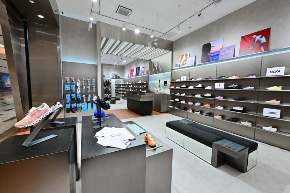 With a spacious and open concept, customers can browse through footwear, clothing and accessories that completes their sporting needs. — Picture courtesy of RL2 by Running Lab

