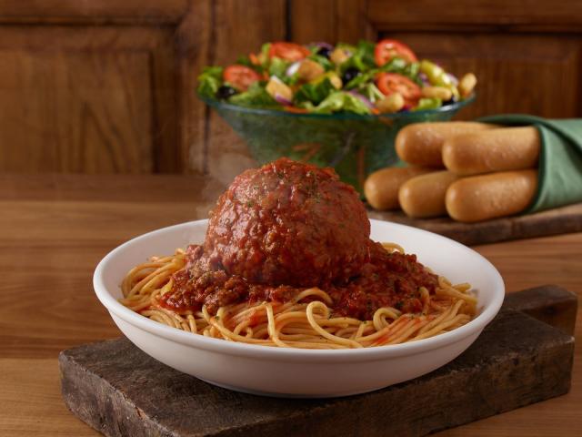 Olive Garden Unveils Giant Italian Classics Promotion