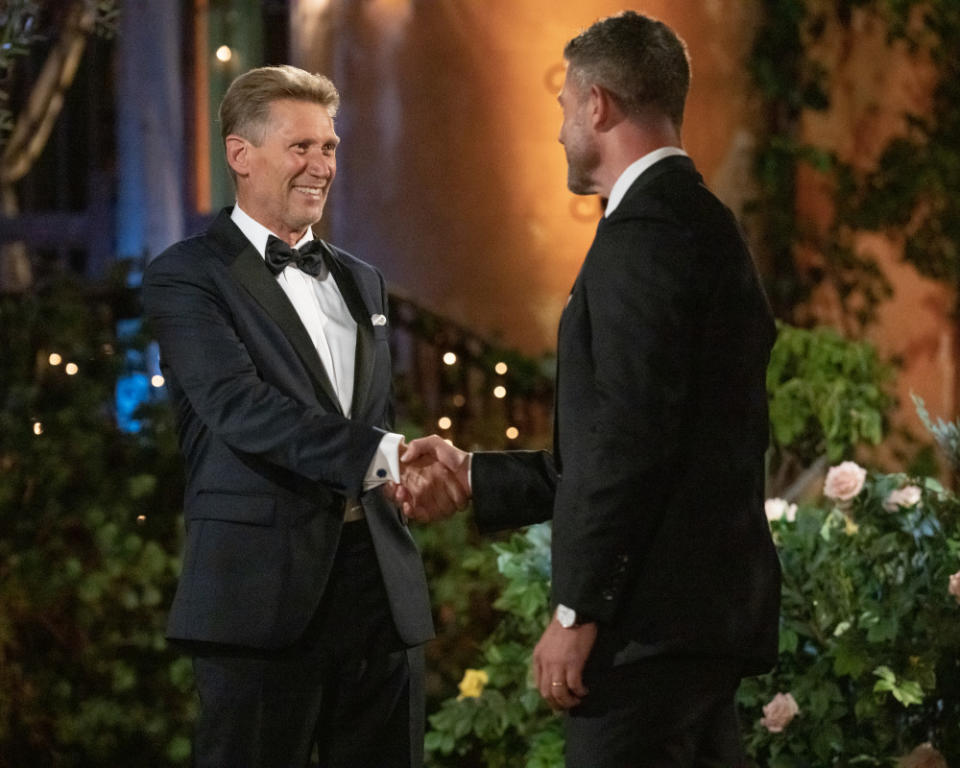ABC/Host Jesse welcomed Gerry on the first night.