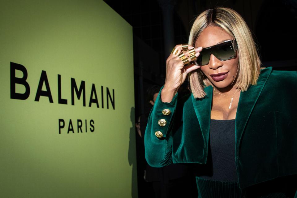 Serena Williams attends the Balmain Ready To Wear Fall/Winter 2022-2023 fashion collection.