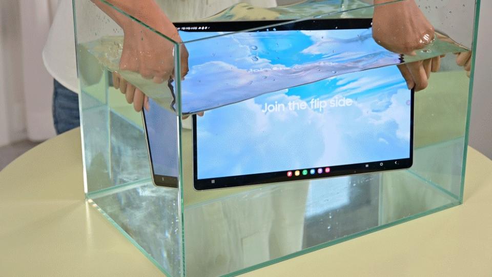 The Samsung Galaxy Tab S9 Ultra dunked in a tank of water and retaining its display functionality.