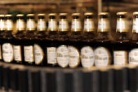 <p>Bitburger ist die zweitbeste Biermarke Deutschlands außerhalb Bayerns – und trotzdem reicht es nur für den fünften Platz! Besonders geschätzt wird Bitburger für den Geschmack seines alkoholfreien Bieres. Das bringt der Marke 993 Social-Media-Beiträge ein, von denen 82,41 Prozent positiv sind. </p>