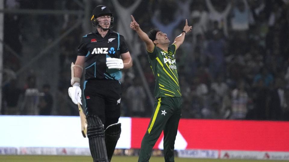 Abbas Afridi gets NZ's Bracewell