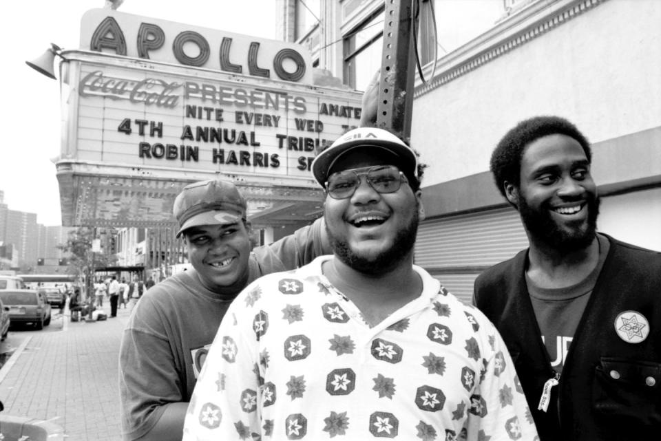 de la soul outside the apollo theater