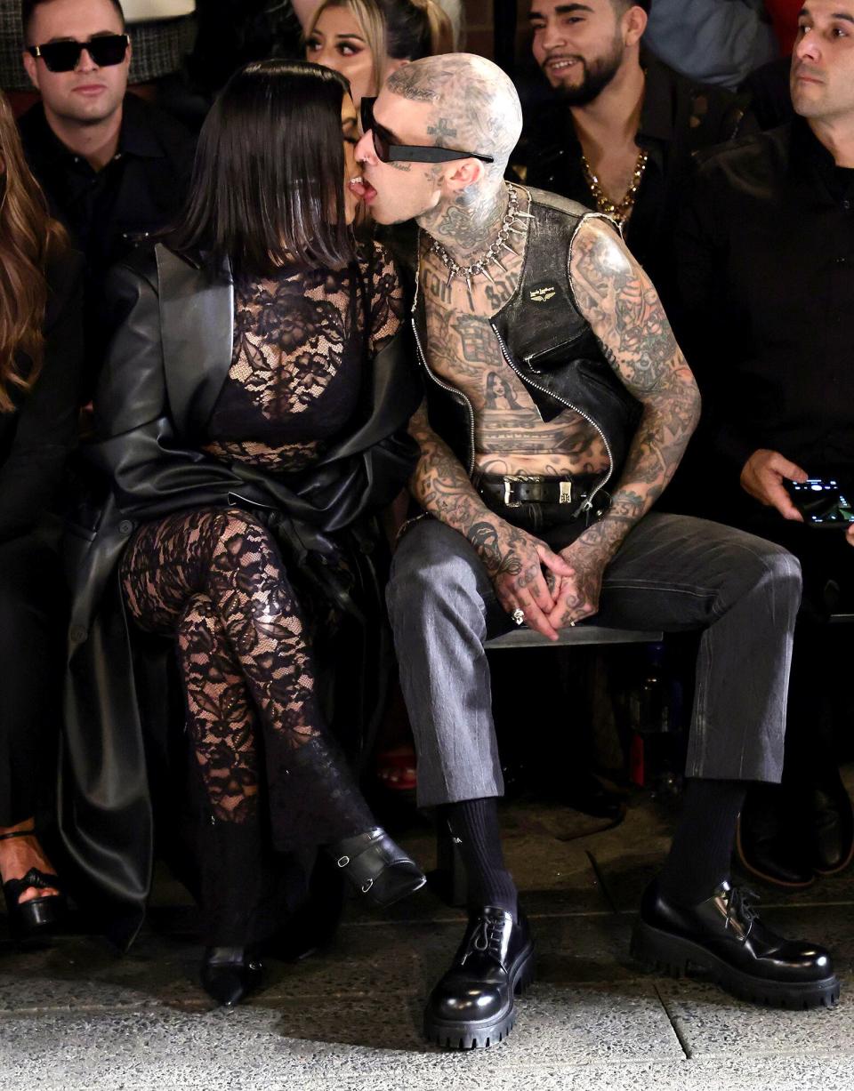 Kourtney Kardashian, travis barker